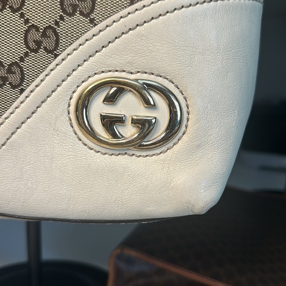 Large Gucci, zipper tote, cream, and brown - Picture 2 of 10